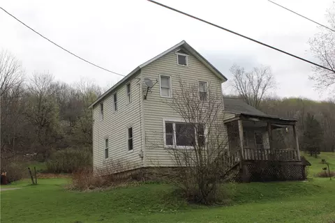 15 Totten Ln, Bradford, PA 16701