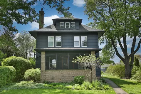 2585 Saint Paul Blvd, Irondequoit, NY 14617