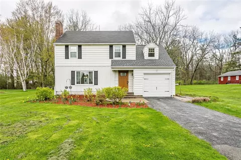 315 Fisher Rd, Chili, NY 14624