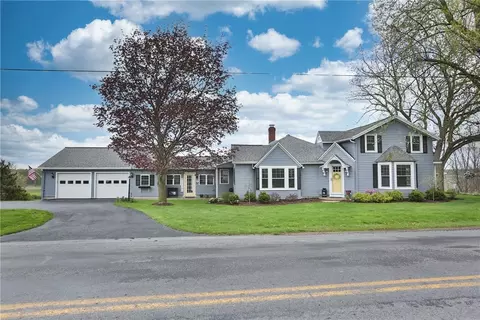 4093 Short Rd, Seneca, NY 14561