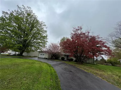 6223 Oakridge Rd, Owasco, NY 13021