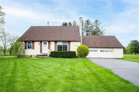 5352 County Line Rd, Webster, NY 14580