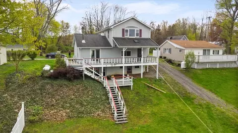 12975 Hillcrest Dr, Carlton, NY 14411