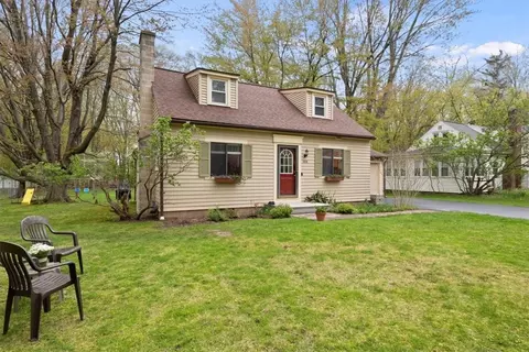 122 Southland Dr, Rochester, NY 14623