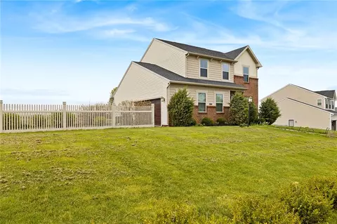 17 Goldenhill Ln, Sweden, NY 14420