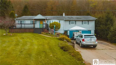 1343 Sherlock Hollow Rd, Hinsdale, NY 14743