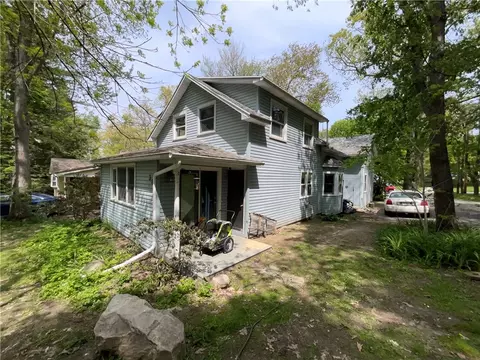 6987 38 Embury Ave, Castile, NY 14427