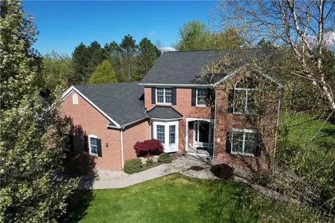 6 Portofino Cir, Henrietta, NY 14467