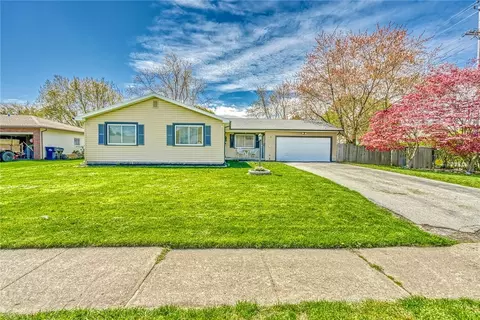 3 Kearney Dr, Irondequoit, NY 14617