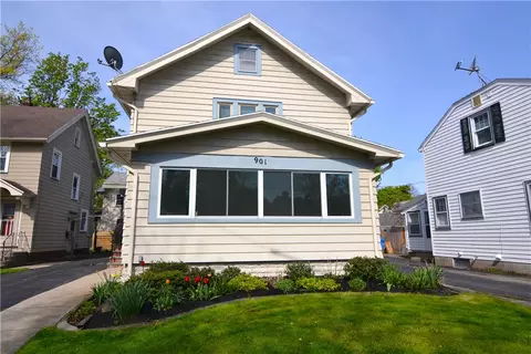 901 N Winton Rd, Rochester, NY 14609