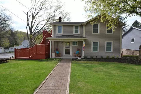 45 W Main St, Macedon, NY 14502