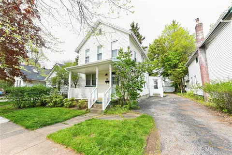 66 Bond St, Rochester, NY 14620