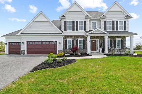 29 Nature Vw, Pittsford, NY 14534