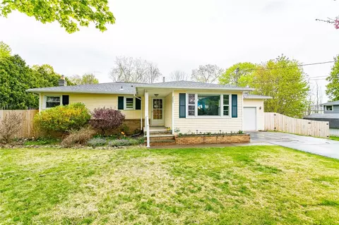 2004 Fairport Nine Mile Point Rd, Penfield, NY 14526