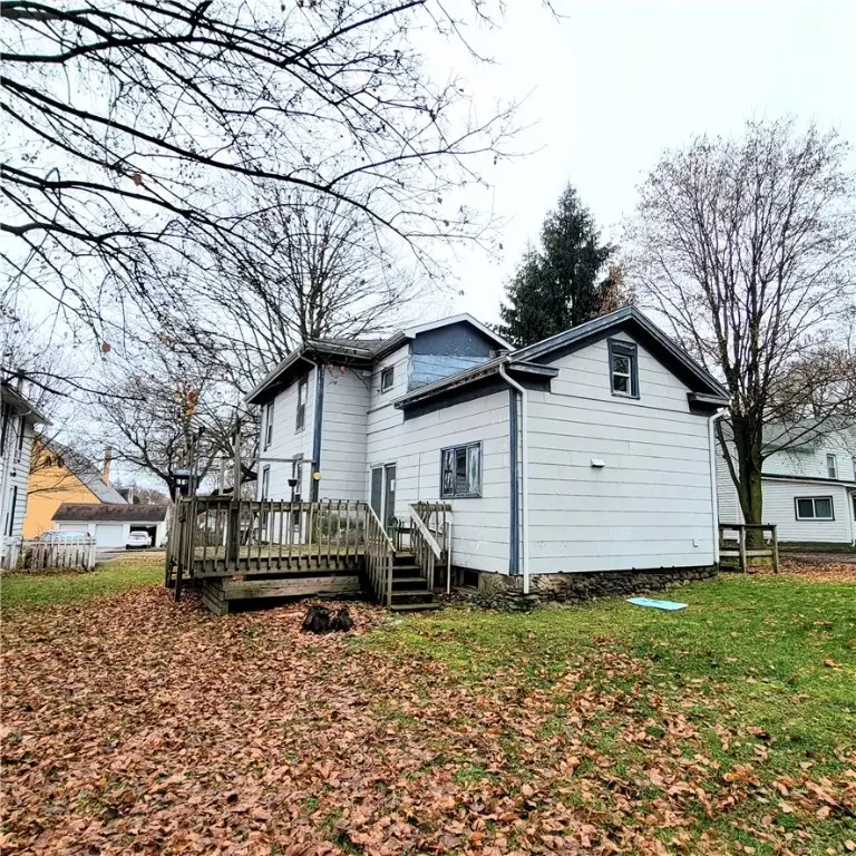  21 Leicester St, Perry, NY 14530 photo 3
