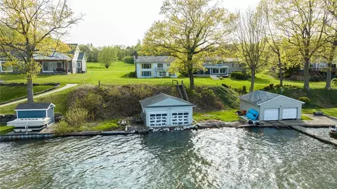 6396 Ann Lee Dr, Huron, NY 14516