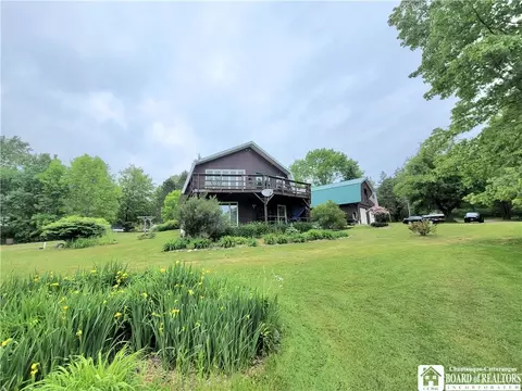 4441 Cobb Rd, Gerry, NY 14740