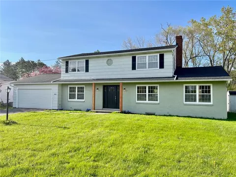 3135 Atlantic Ave, Penfield, NY 14526