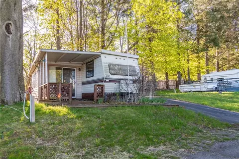 7945 Lake Apt 130 Apt 131 Road Apt 129 130 131 Rd #129, 130, 131, Sodus, NY 14555