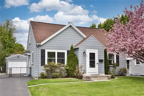 202 Brett Rd, Irondequoit, NY 14609