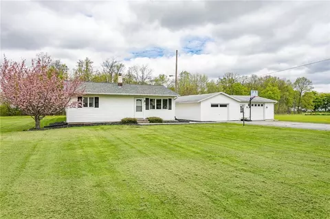 1748 Dixon Ave, Seneca, NY 14463