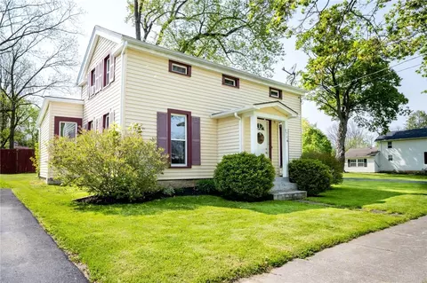 1716 Rochester St, Lima, NY 14485