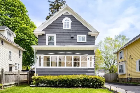 104 Paige St, Rochester, NY 14619