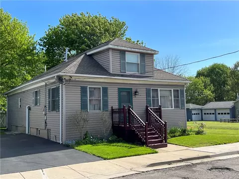 6 North St, Union, NY 13790