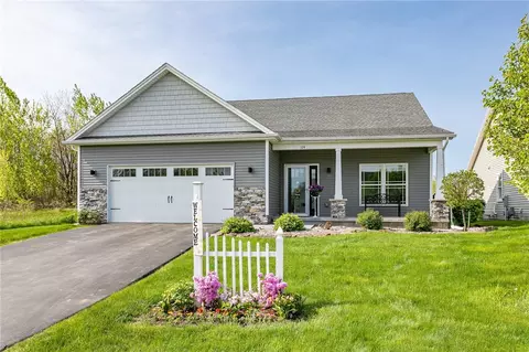 124 Anitas Ln, Sweden, NY 14420