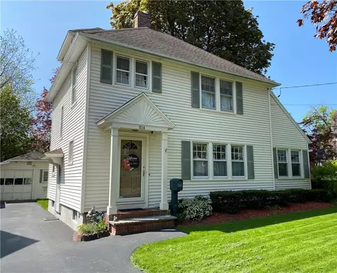 514 Davis Dr, Arcadia, NY 14513