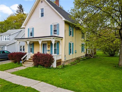 8 Locust St, Greene, NY 13778