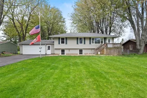 181 Walker Lake Ontario Rd, Hilton, NY 14468