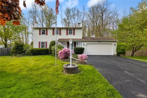 3761 Lotus Cir, Baldwinsville, NY 13027