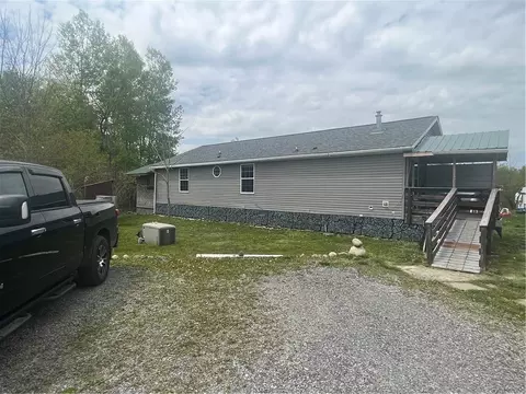 6285 Hoes Hill Rd, Conesus, NY 14435