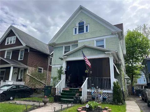 59 Peck St, Rochester, NY 14609