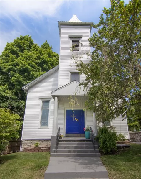 207 Genesee St, Aurelius, NY 13034