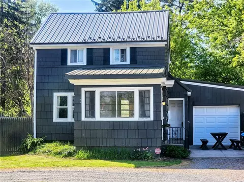 1797 Scottsville Rd, Chili, NY 14623