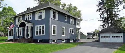 428 Pleasant St, Winfield, NY 13491
