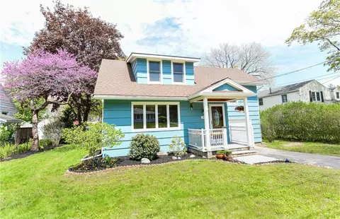 500 Lake Vw, Webster, NY 14580