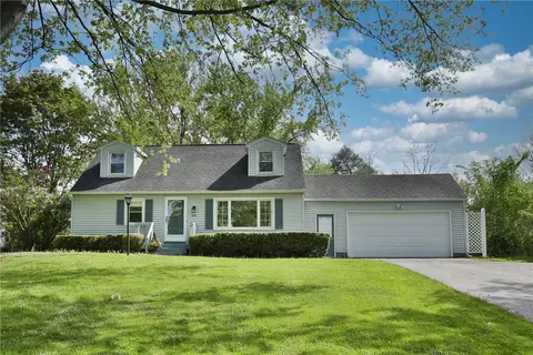 298 Galahad Dr, Rochester, NY 14623