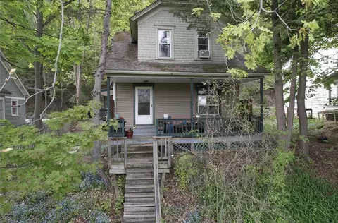 136 Chestnut St, Oneonta, NY 13820
