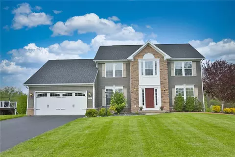 28 Ashlyn Rise, Fairport, NY 14450