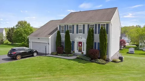 146 Hamilton Rd, Perinton, NY 14450