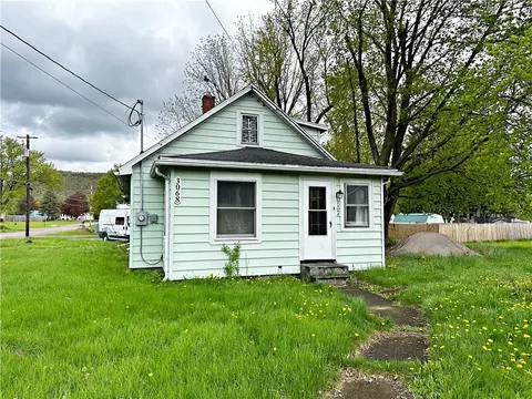 3068 Arnold Ave, Horseheads, NY 14845