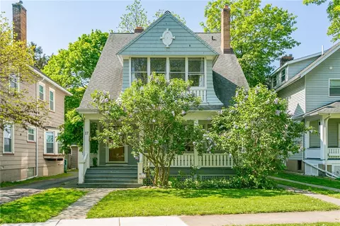 17 Riverside St, Rochester, NY 14613