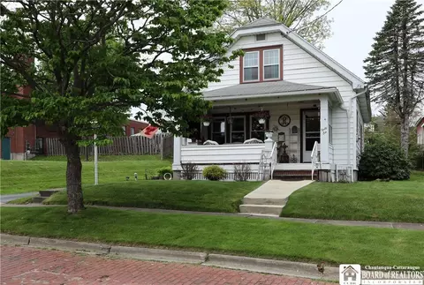 46 Howard St, Jamestown, NY 14701