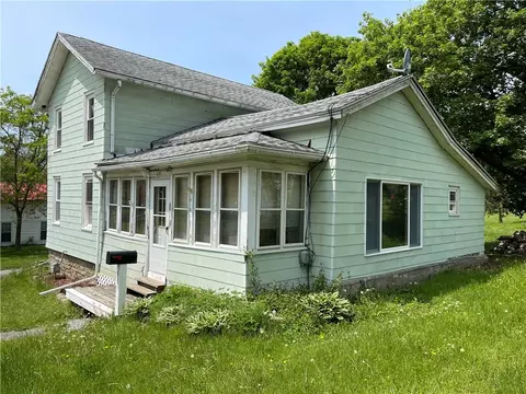 63 Liberty St, North Dansville, NY 14437