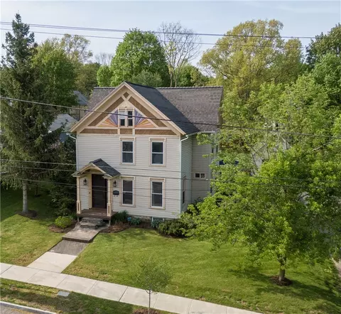 15 Rexford St, Norwich, NY 13815