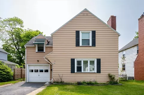 645 Stone Rd, Greece, NY 14616