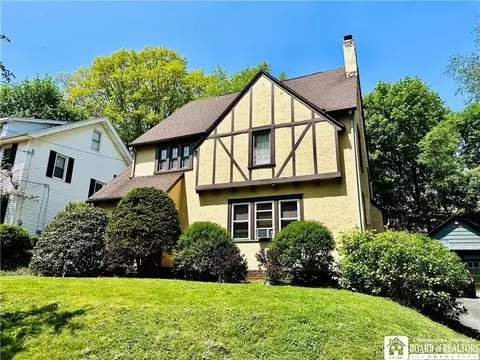 423 Crossman St, Jamestown, NY 14701